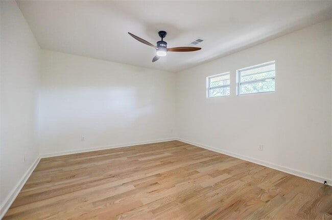 Building Photo - 3154 N Druid Hills Rd