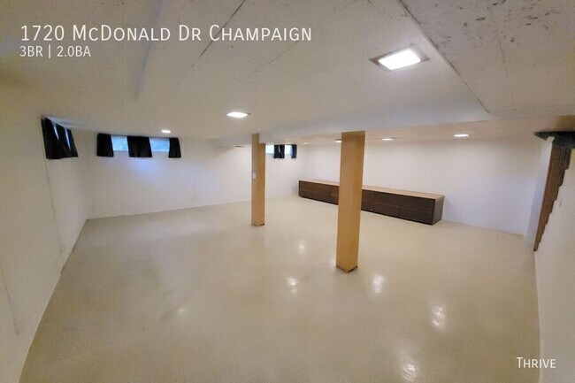 Building Photo - 1720 Mc Donald Dr