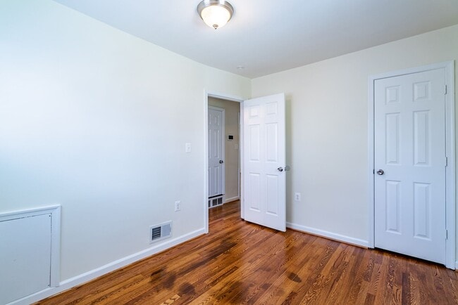 Building Photo - Lovely and Updated 4 Bedroom 2 Bath Cape C...