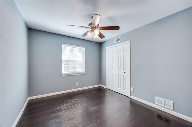 Building Photo - 8935 Clearwater Dr