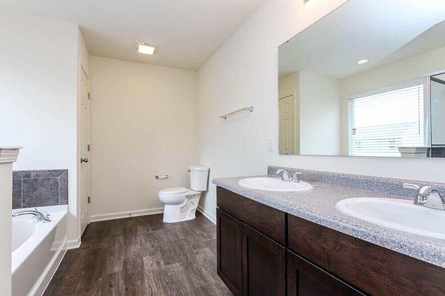 Building Photo - 8112 Grove Berry Way