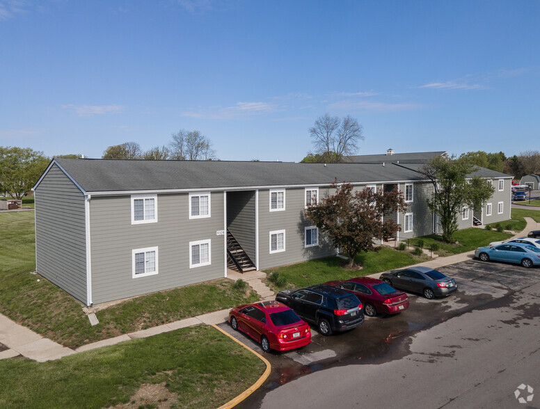 Building Photo - Pickwick Farms Apartments