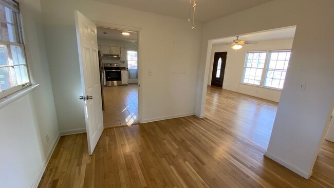 Building Photo - 2517 Piney Branch Rd NW