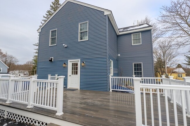 Building Photo - 58 Walnut St