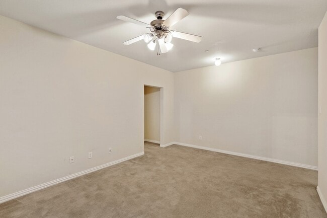 Building Photo - 8920 Soldiers Home Ln