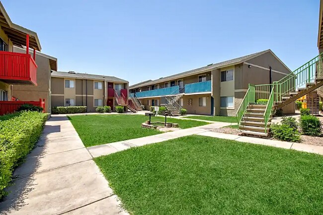 Building Photo - 4444 N 7th Ave