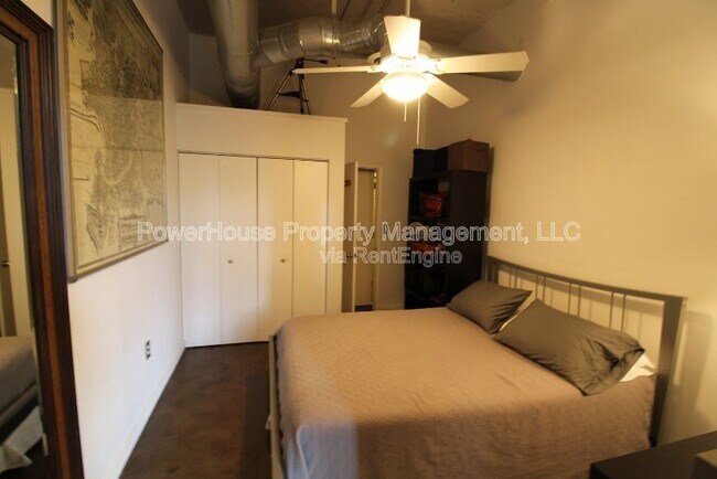 Building Photo - 172 Haynes St SW