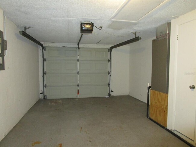 Building Photo - 11611 Constance Dr