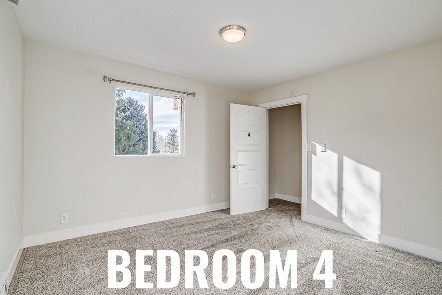 Building Photo - 10490 W Dakota Ave