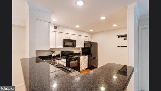 Building Photo - 11709 Karbon Hill Ct