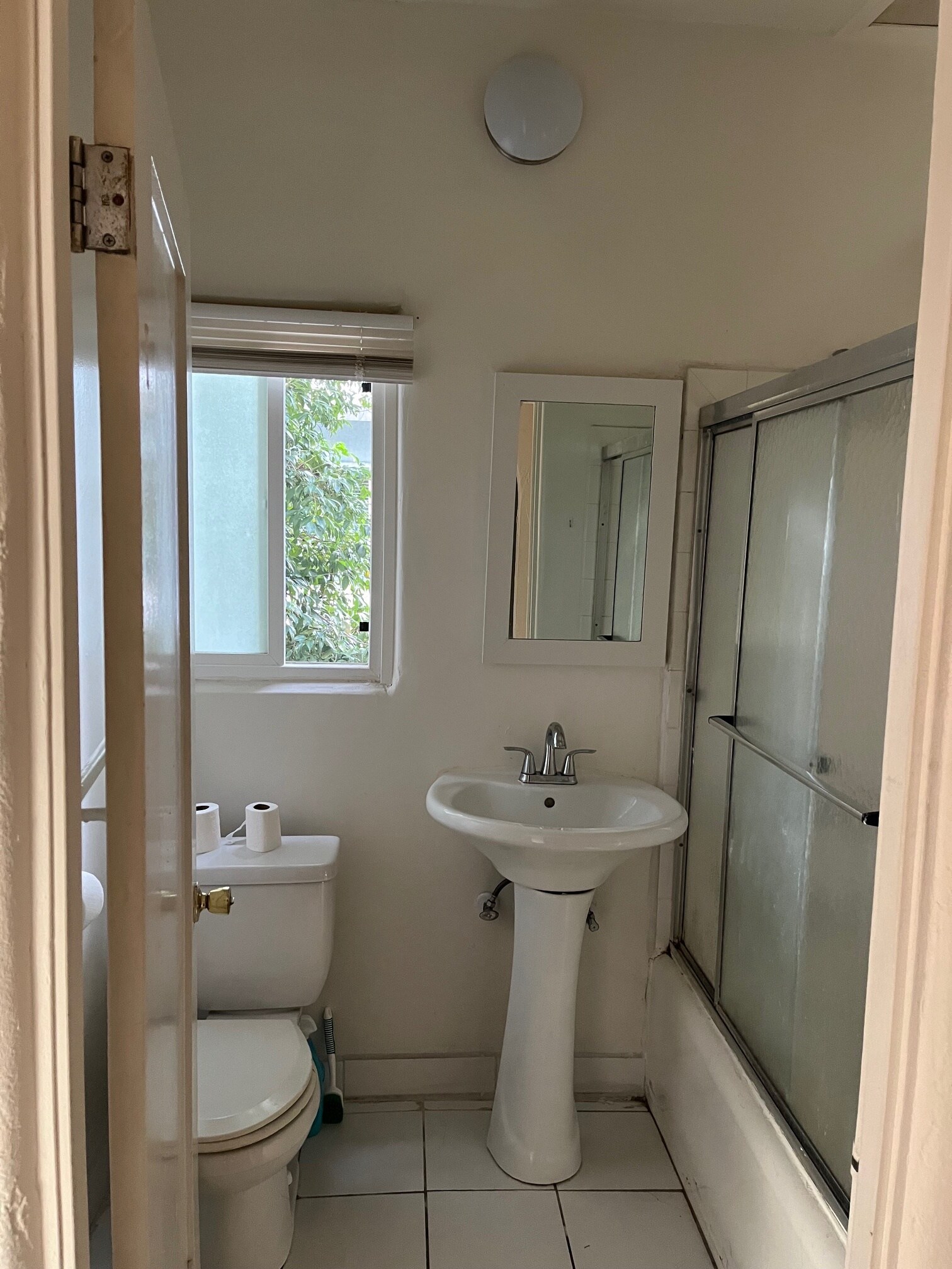 Building Photo - 945 Hilgard Ave