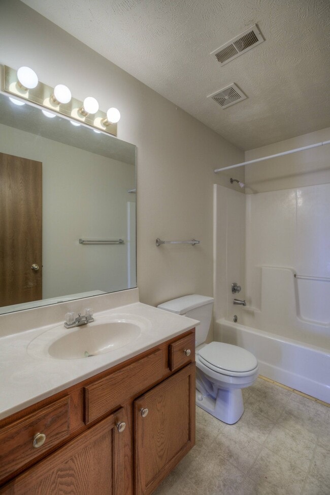 Floorplan - Huntington Apartments