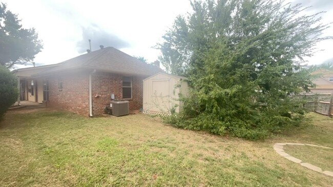 Building Photo - 1337 NW 138th St