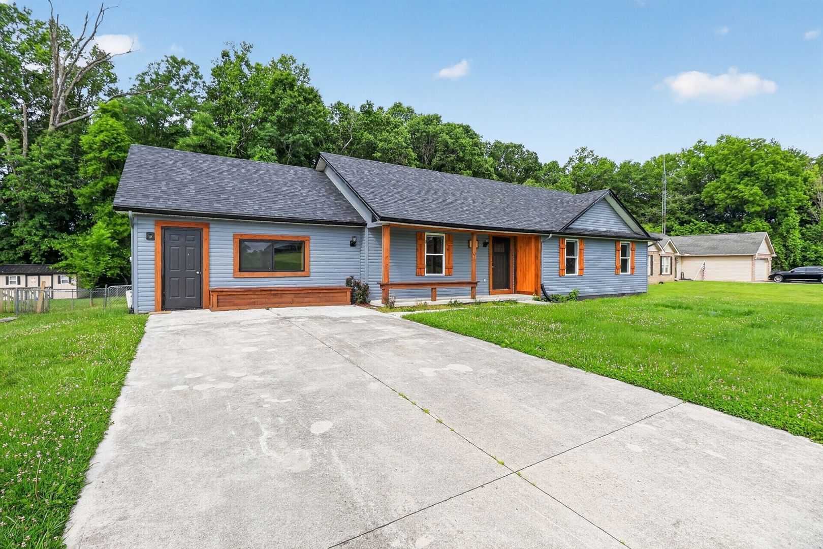 Building Photo - 78 Misty Dr