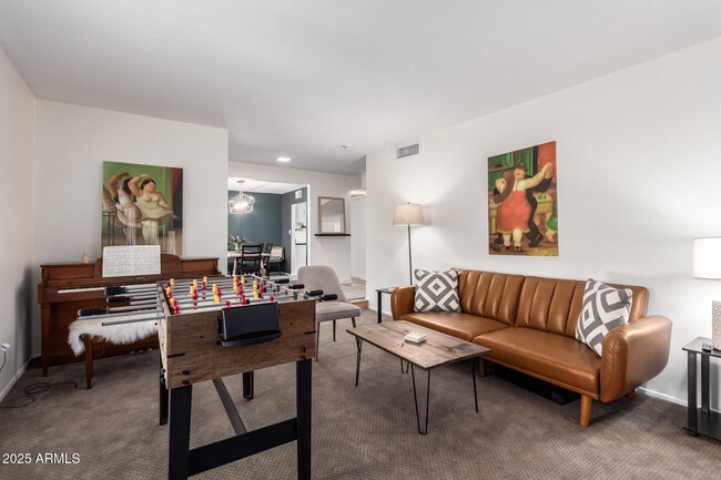 Building Photo - 4825 E Andora Dr