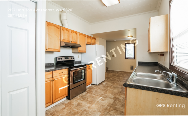 Building Photo - 2127 Harrison Ave