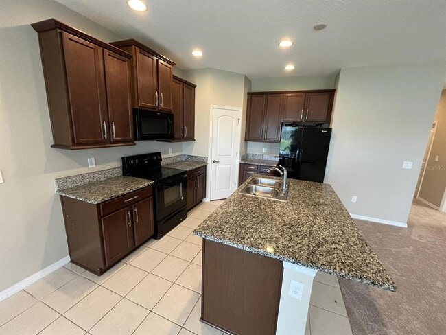 Building Photo - 12119 Ledbury Commons Dr