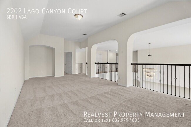 Building Photo - 2202 Lago Canyon Ct