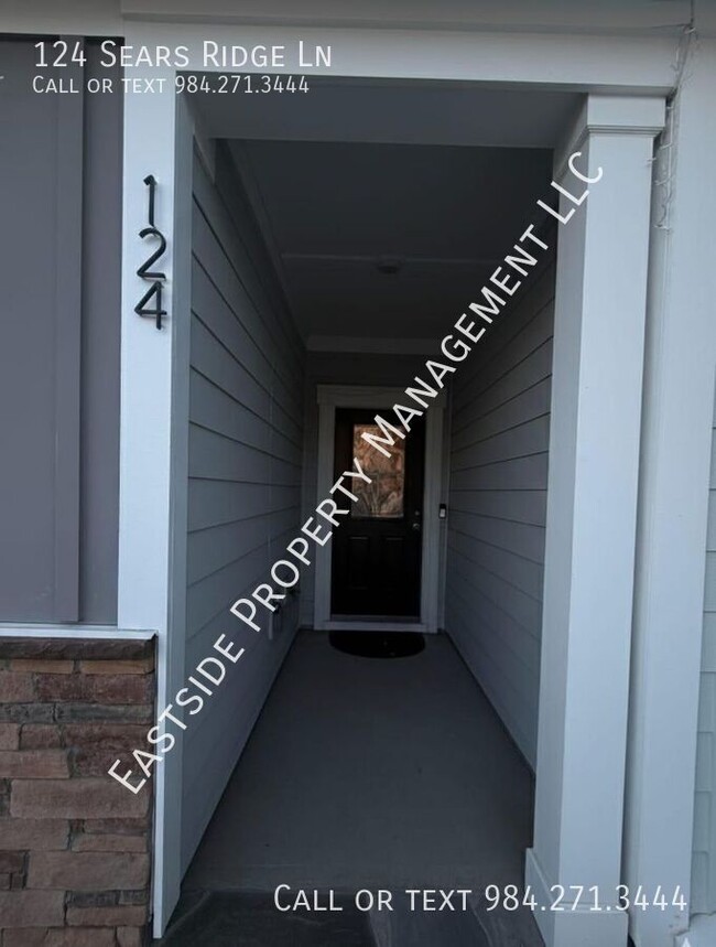 Building Photo - 124 Sears Rdg Ln