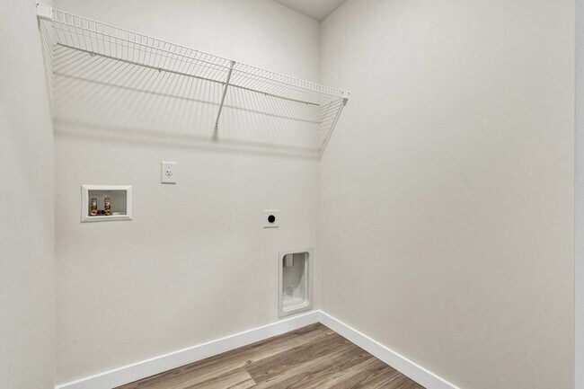 Building Photo - 576 Fox Den Cir