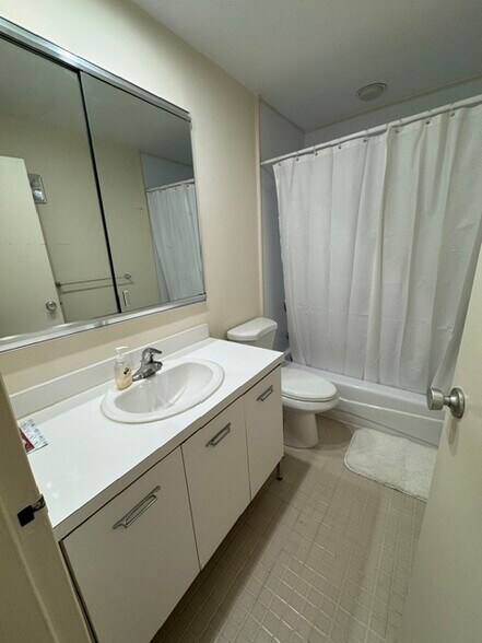 Building Photo - 51 Olcott Way