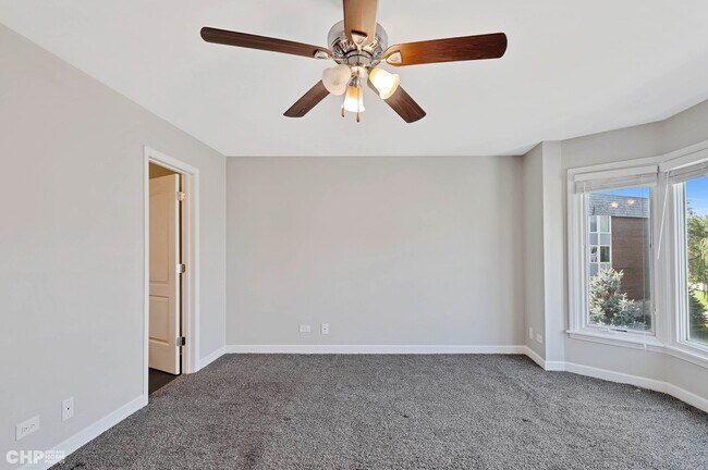 Building Photo - 201 Thames Pkwy