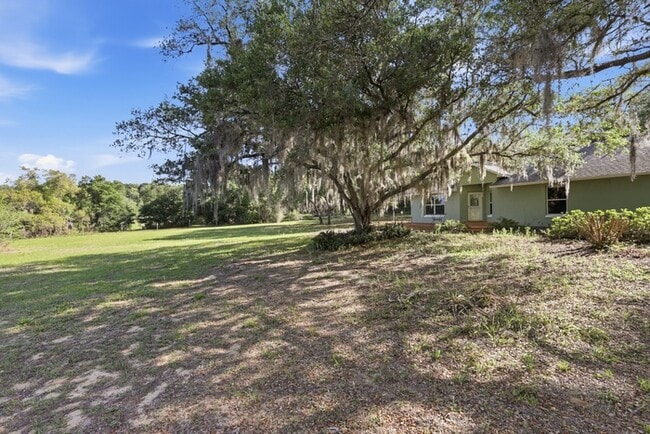 Building Photo - 13205 Mountain View