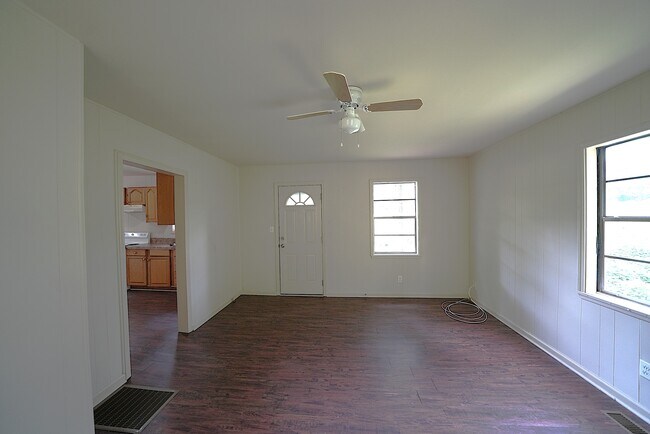 Building Photo - 874 Carrollton Vila Rica Hwy