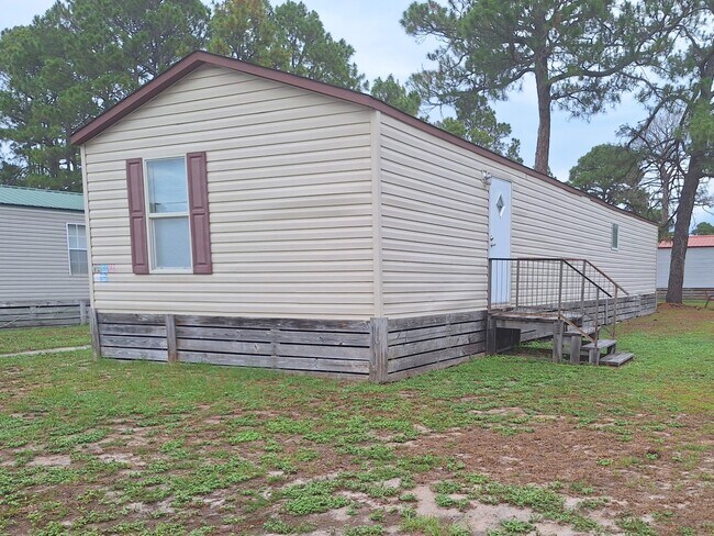 Building Photo - 1134 Kelly Dr