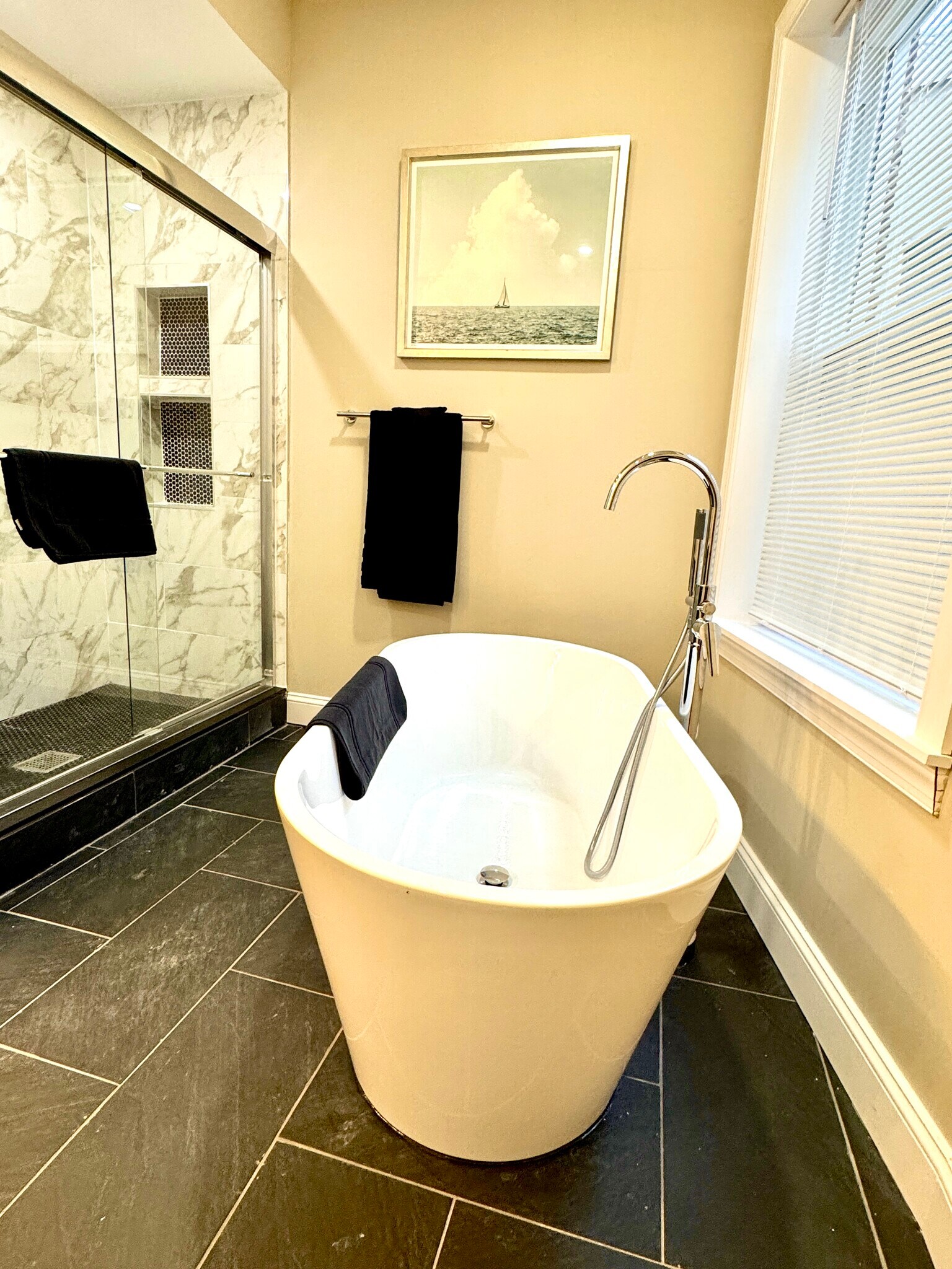 Building Photo - 1906 Madison Ave