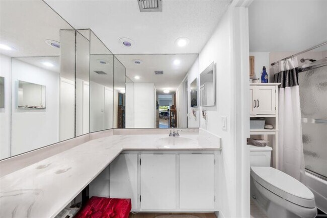 Building Photo - 901 Cypress Grove Dr