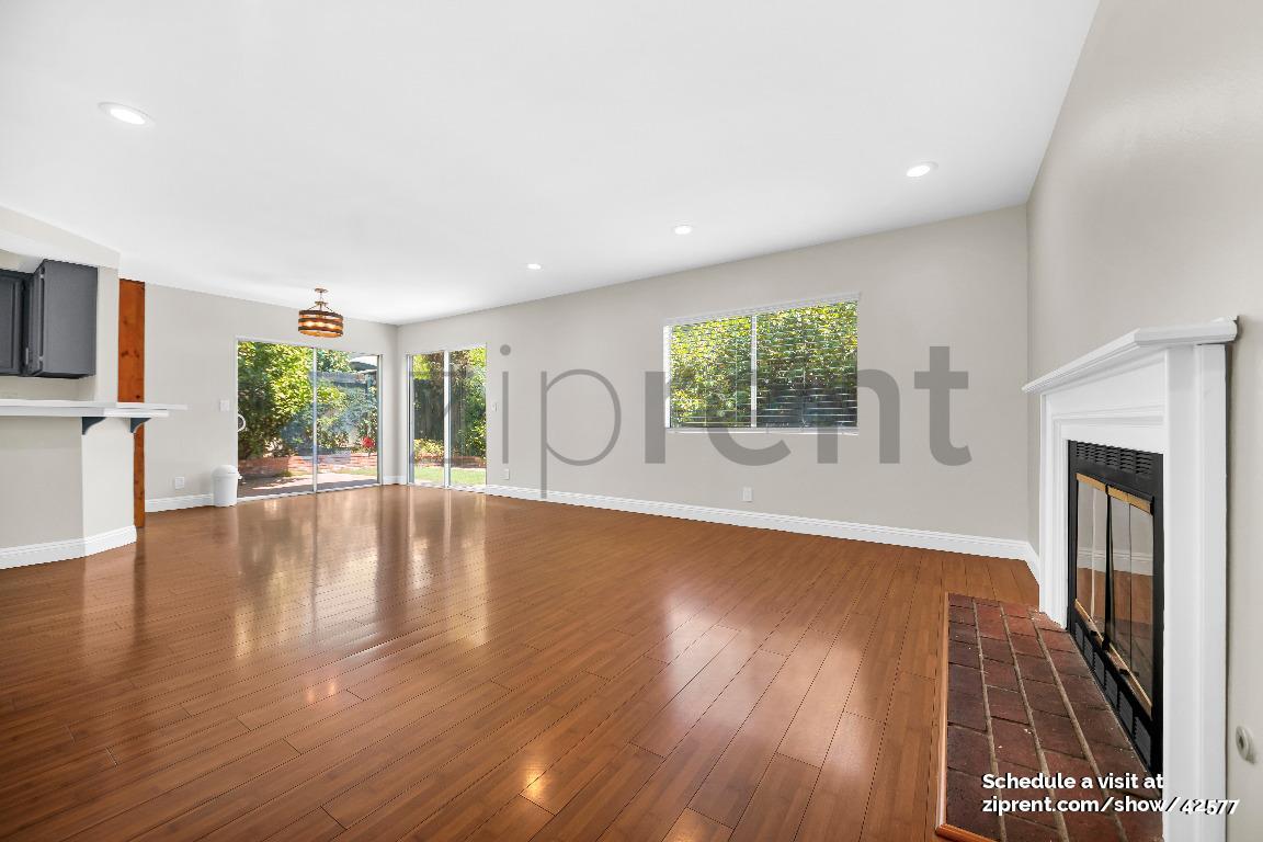 Building Photo - 11390 Dronfield Terrace