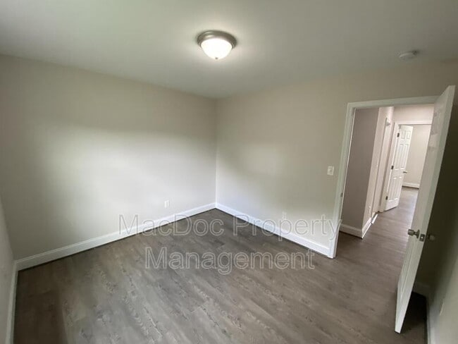 Building Photo - 2465 24th St