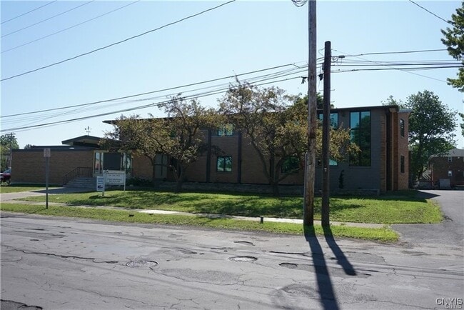 Building Photo - 124-40 Swansea Ave
