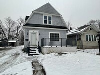 Building Photo - Three Bedroom Home in Kalamazoo