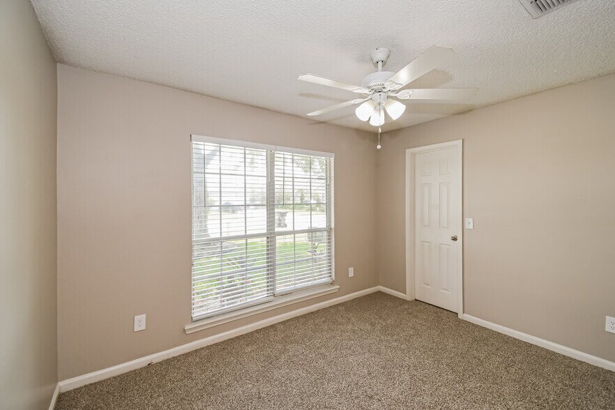 Building Photo - 2994 Quapaw Trail