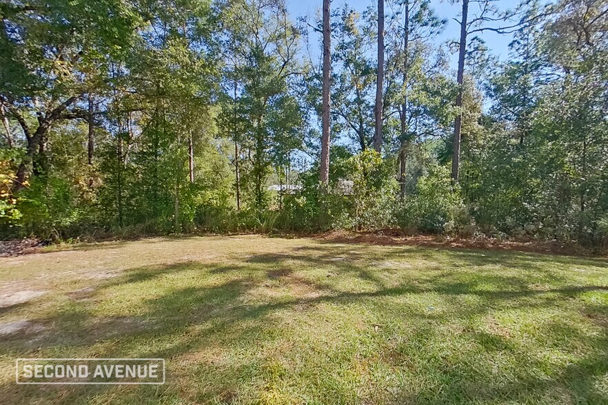 Building Photo - 10811 N Hatari Dr