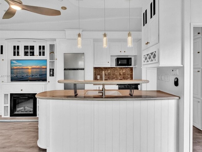 Building Photo - 6920 SW 182nd Way