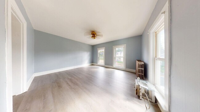 Building Photo - 44 Glessner Ave