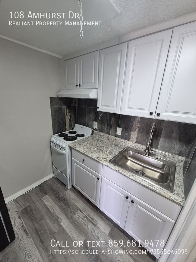 Building Photo - 108 Amhurst Dr