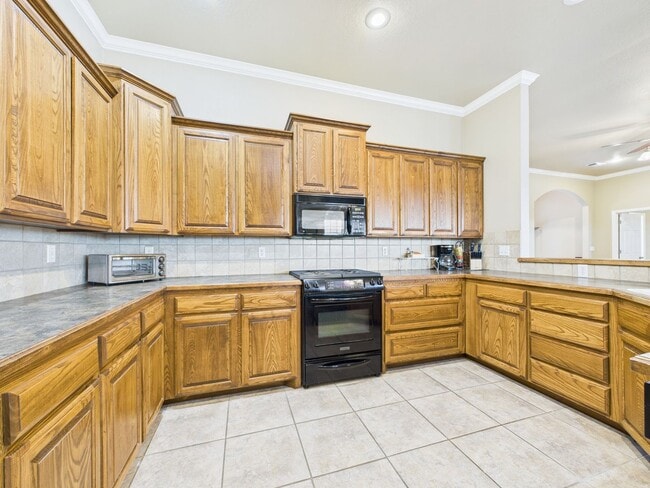 Building Photo - 1701 Rock Creek Rd