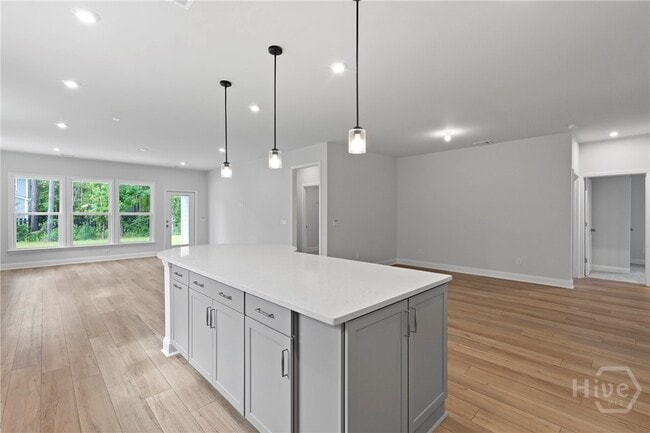 Building Photo - 147 Higginson Dr