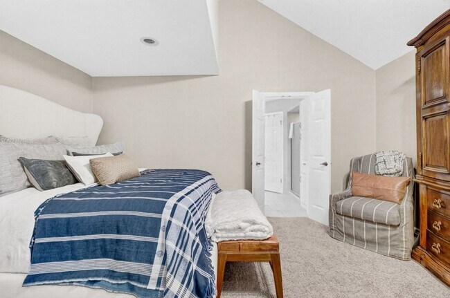 Building Photo - 3202 Tealwood Pl