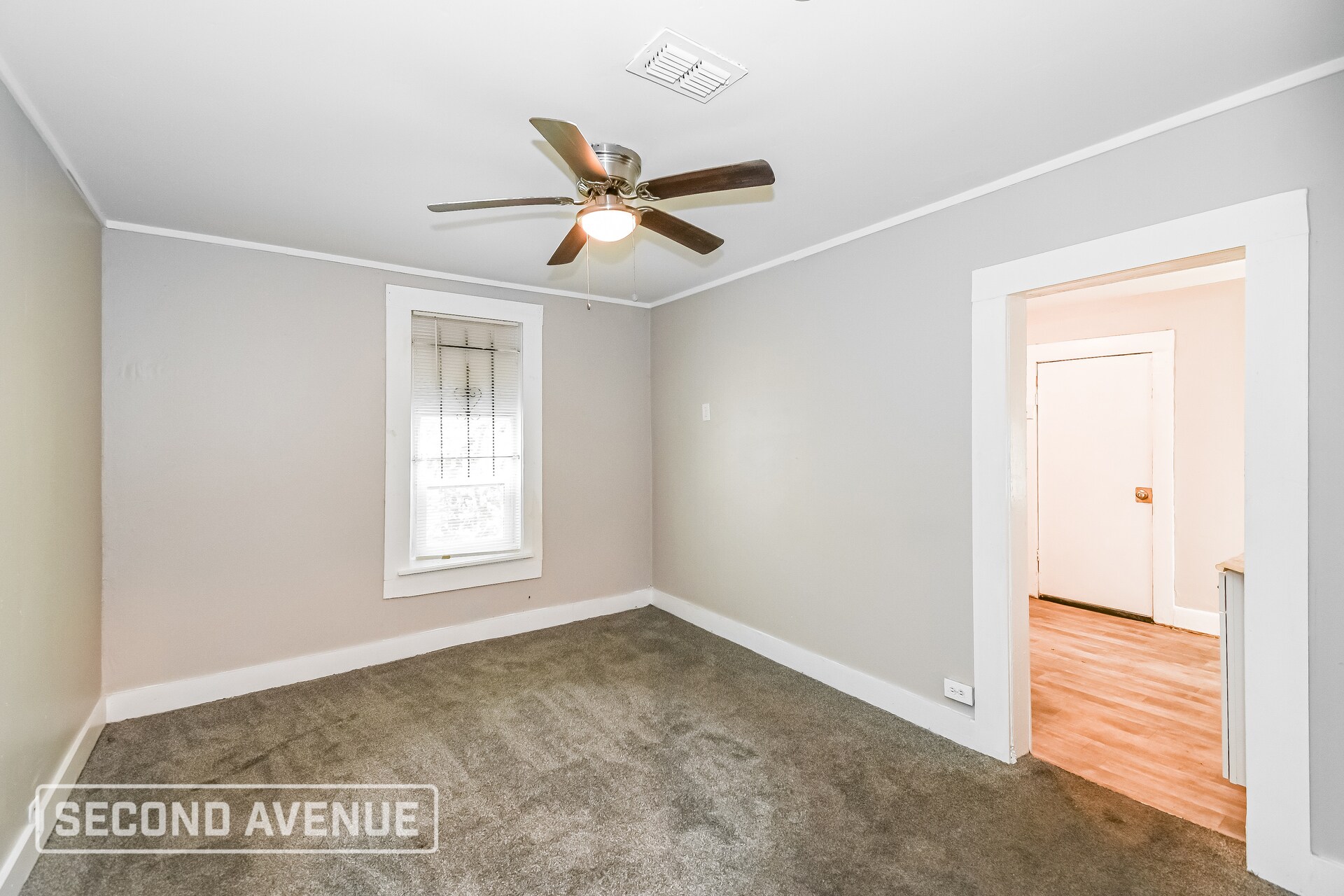 Building Photo - 1740 W 10th St