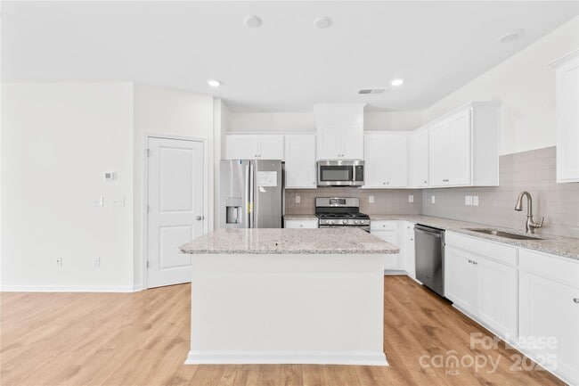 Building Photo - 2778 Yeager Dr NW