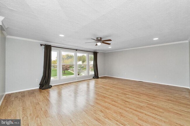 Building Photo - 4549 Natahala Dr