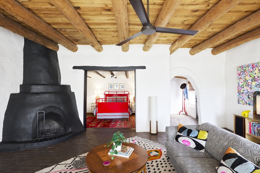 Building Photo - 2845 Agua Fria St