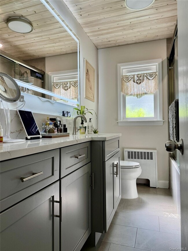 Building Photo - 135 Woolsey Ave