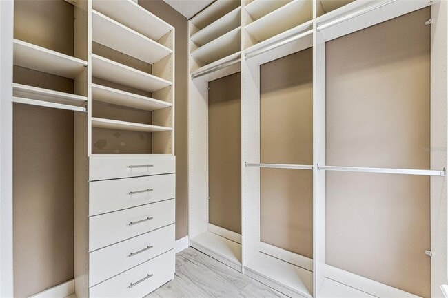 Building Photo - 4571 Virginia Dr