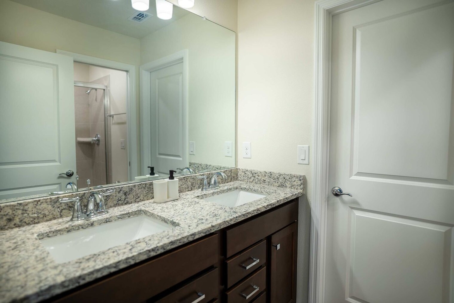 Building Photo - 16368 St Kitts Cir
